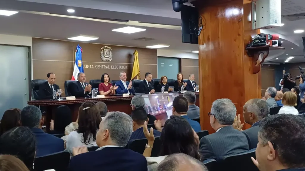 JCE informa entrega masiva de la nueva cédula será el 12 de abril